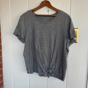 Large Knotted Gray Tshirt